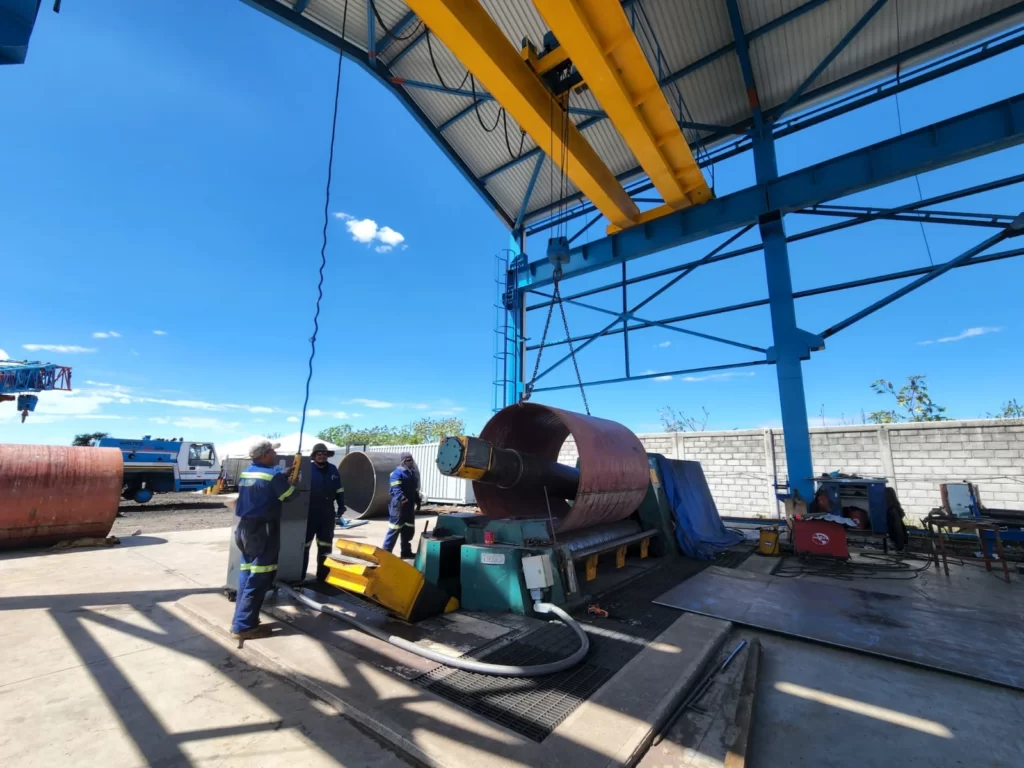 Trabajo de rolado de placa