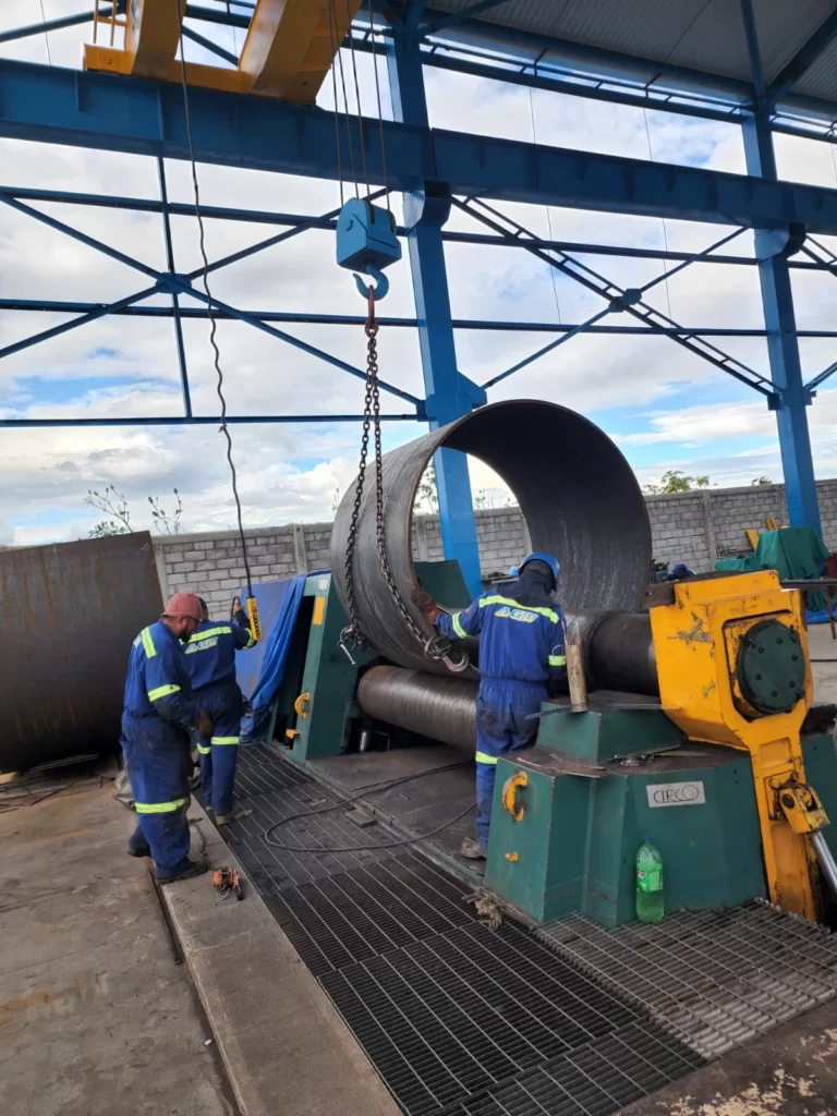 Rolado de una placa de acero